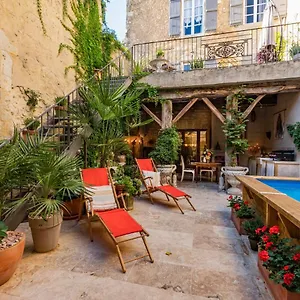 Champagne House - Elegance, Luxury And Charm Bed & Breakfast
