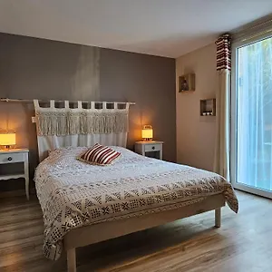 D Hotes Independante Dans Village Medieval Guest house